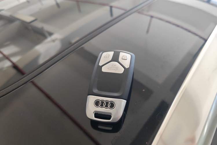 Used Audi Q5L 2020 45 TFSI Prestige Fashion Model
