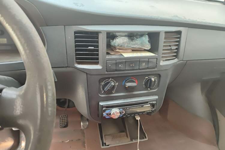 Used Wuling Zhiguang 2010 1.0L New Version Practical Edition with Short Body