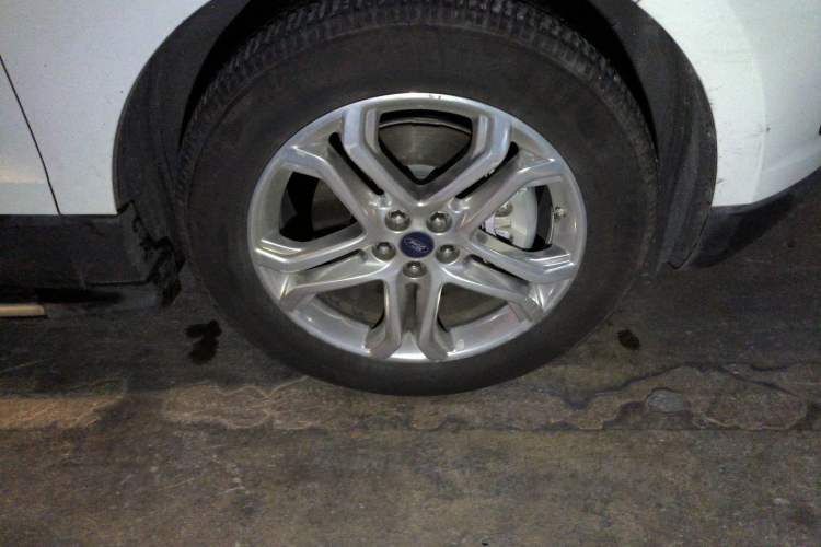 Used Ford Edge 2016 EcoBoost 245 Two-Wheel-Drive Titanium 7-Seater
