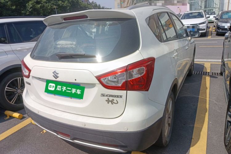 Used Suzuki S-Cross 2015 1.6L CVT Two-Wheel Drive Elite Version
