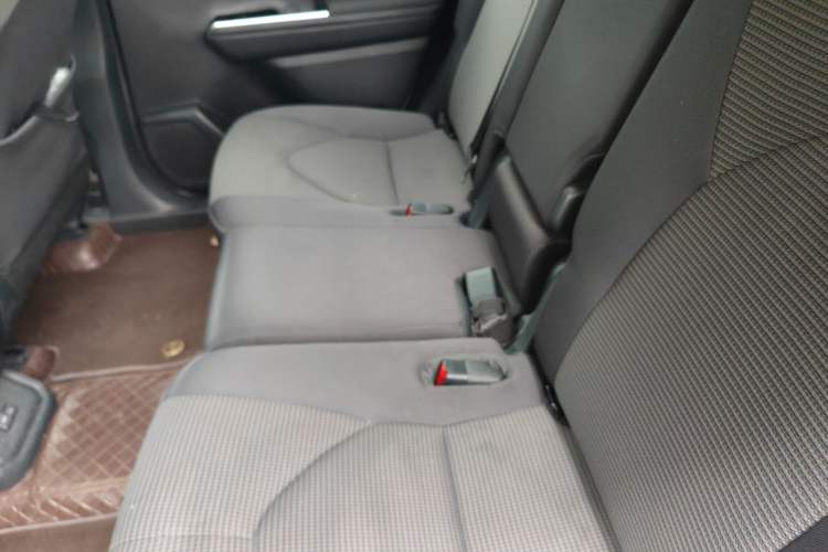 Used Toyota Highlander 2023 2.5L Smart Electric Hybrid Dual-Drive Elite Version 7 Seats
