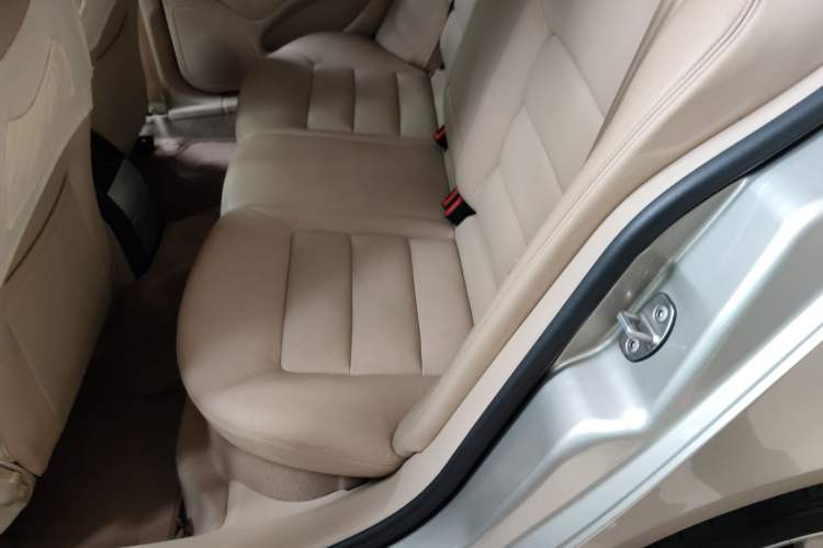 Used Skoda Octavia 2009 1.6L Automatic Elegance Edition Left Rear Seat