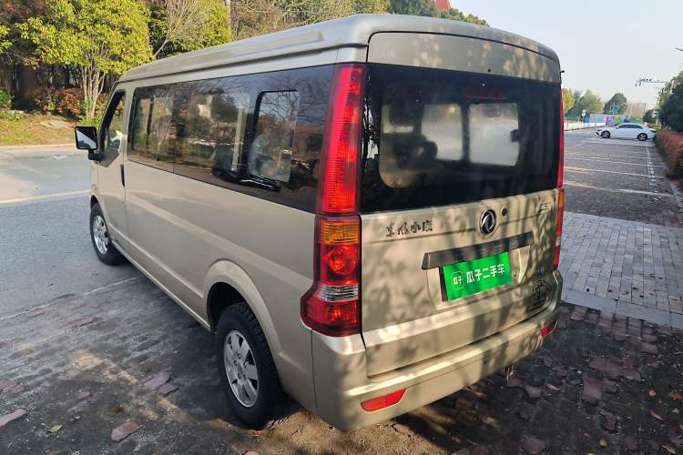 Used Dongfeng Xiaokang C37 2012 1.4L Standard Edition DK13-06
