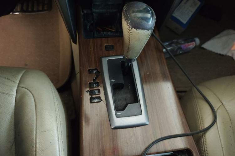 Used Nissan Teana 2011 2.5L XL Glory Edition Gear Lever