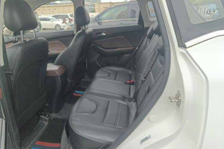 Used BAIC Changhe Q35 2016 1.5L Automatic Smart Edition
