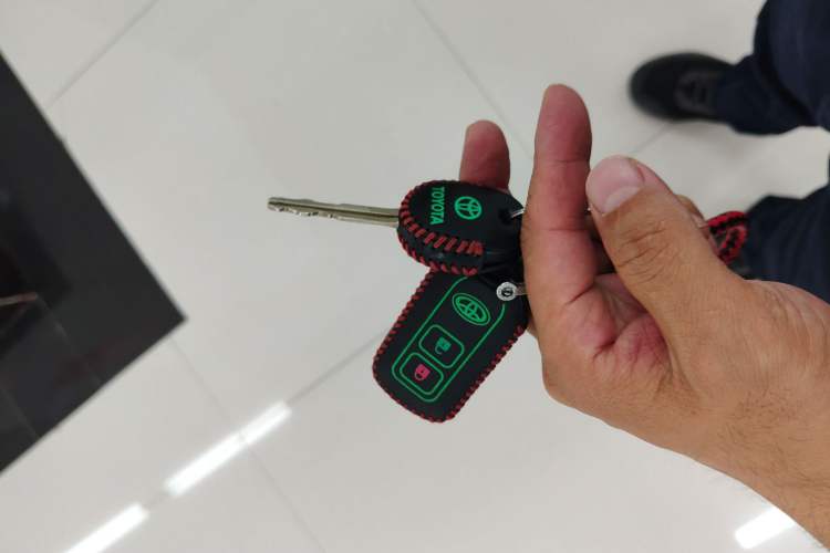 Used Toyota Verso 2015 180E CVT Crossover Edition