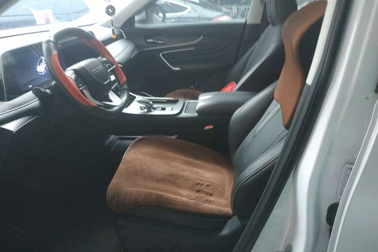 Used Venucia V 2024 260T Idol Joy Ride Pro Edition