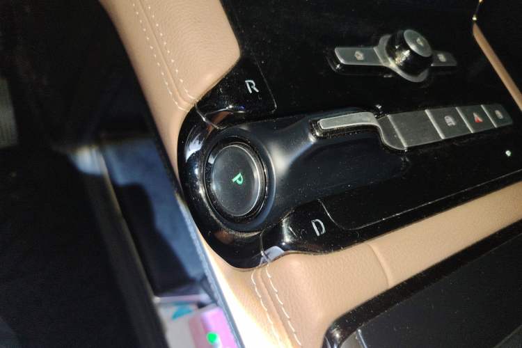 Used Nio ES8 2022 100 kWh 7-Seater Version
