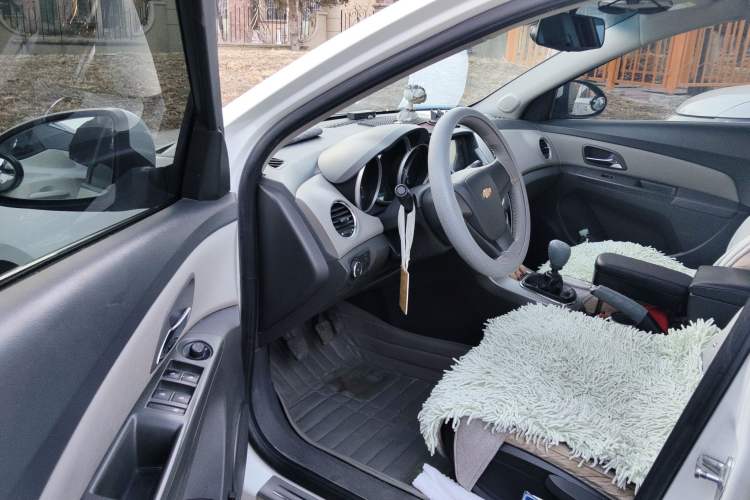 Used Chevrolet Cruze 2014 1.6L SL Millionth Anniversary Edition MT