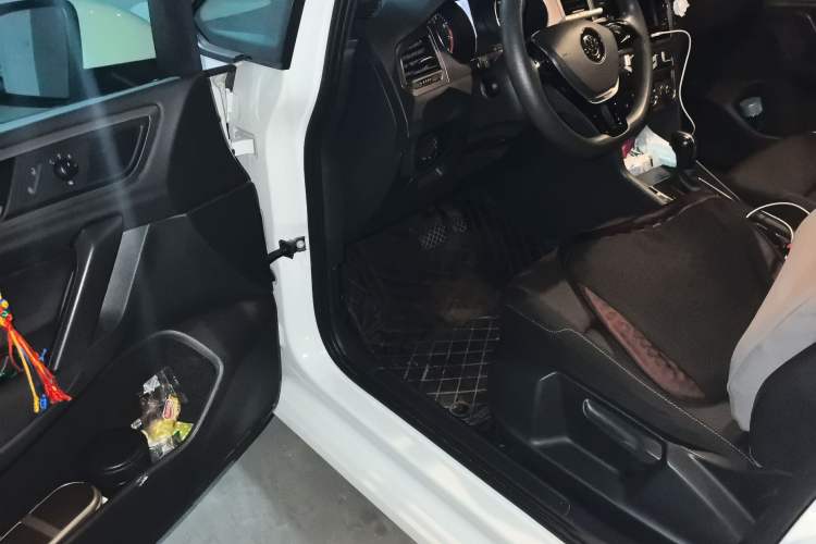 Used Volkswagen Golf Sportsvan 2018 1.6L Automatic Comfort Model