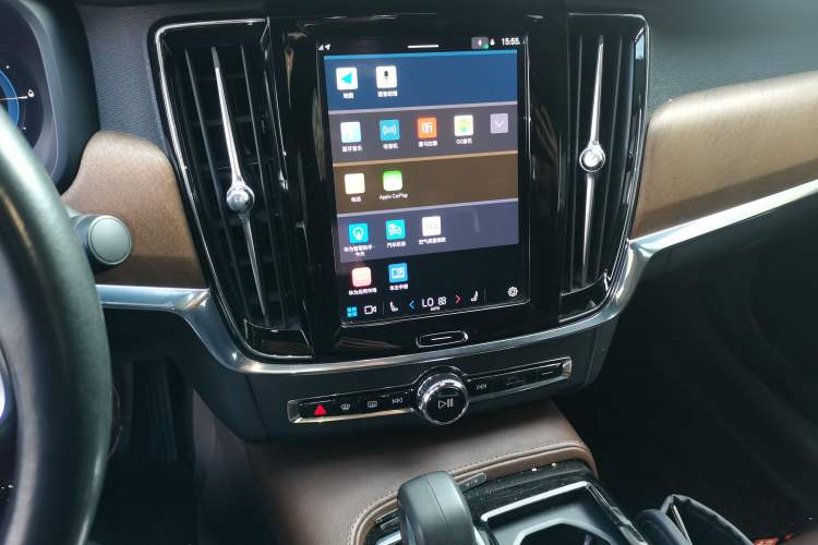 Used Volvo S90 New Energy 2022 Restyled T8 E-Drive Hybrid Zhiyi Luxury Edition
