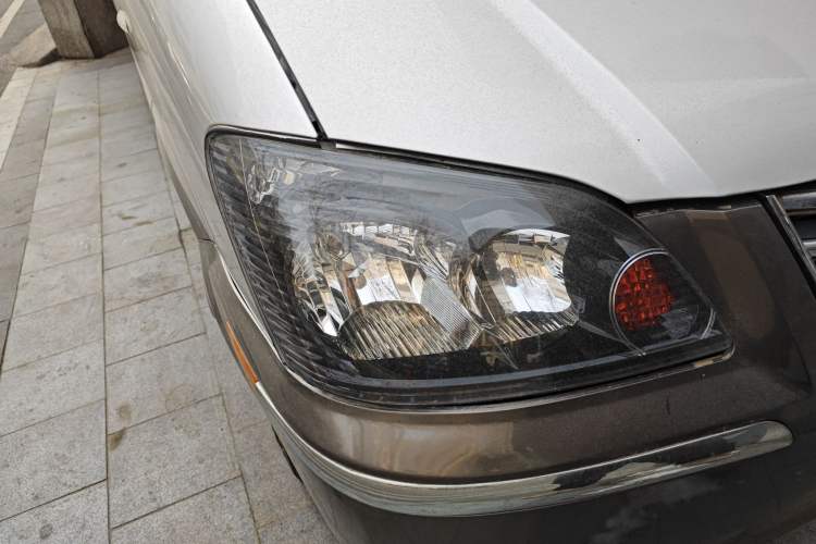 Used FORTHING Lingzhi 2015 M5 Q7 2.0L 7-seat Long-Wheelbase Comfort Model