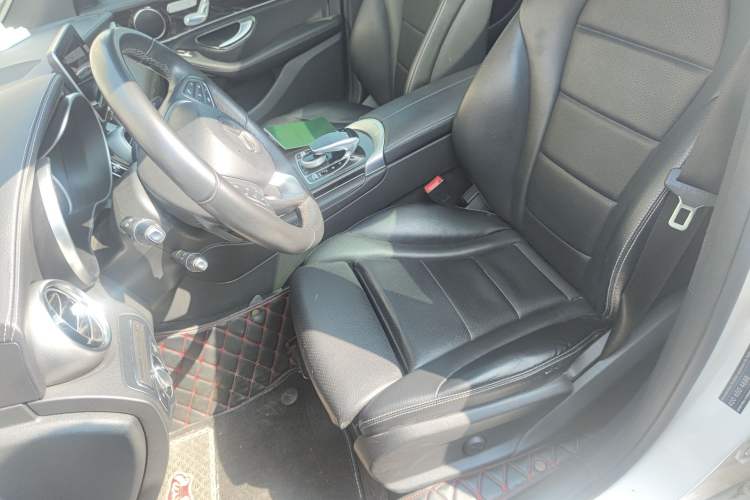 Used Mercedes-Benz GLC 2016 GLC 260 4MATIC Dynamic Edition
