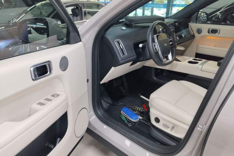 Used Li Auto L6 2024 Pro Model
