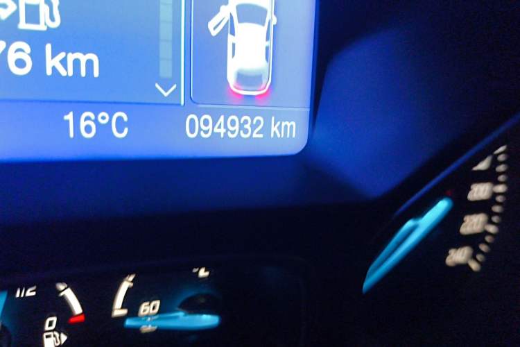 Used Ford Focus 2012 Hatchback 2.0L Automatic Luxury Sport Model