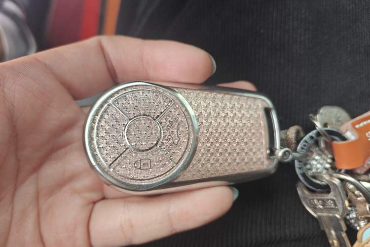 Used ORA Good Cat GT 2022 Mulan Edition 401 km Standard Range
