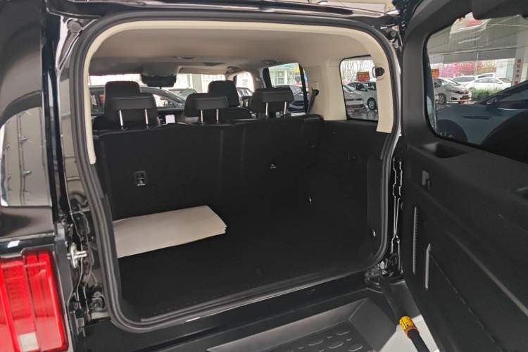 Used Tank 300 2024 2.0T Conqueror Trunk