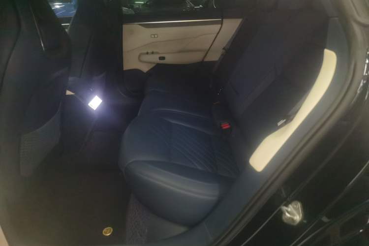 Used Zeekr 001 2024 YOU Edition 100 kWh All-Wheel Drive