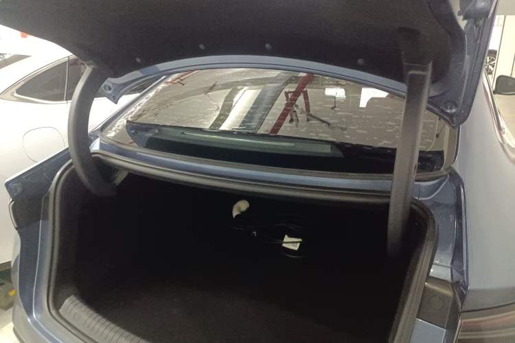 Used BYD Seal 06 New Energy 2024 DM-i 120KM Luxury Model
