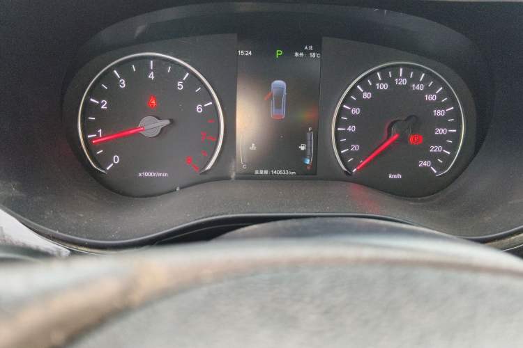 Used BYD Song MAX 2019 1.5T Automatic Smart Connect Ruiyi Sunroof Model 7 Seats China VI Standard Odometer Close Up