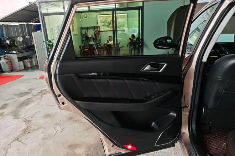 Used Leopaard CS10 2017 2.0T Automatic Luxury Edition
