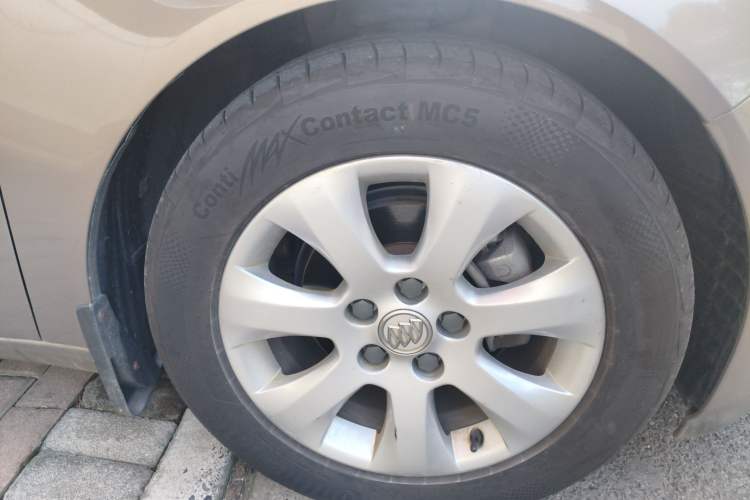 Used Buick Regal 2014 2.0L Leading Fashion Edition