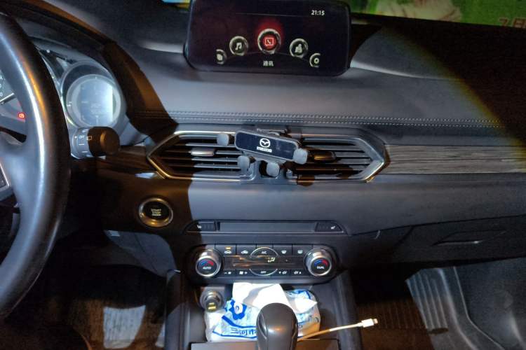 Used Mazda CX-5 2017 2.0L Automatic 2WD Smart Enjoyment Version China V Standard Audio And AC Panel