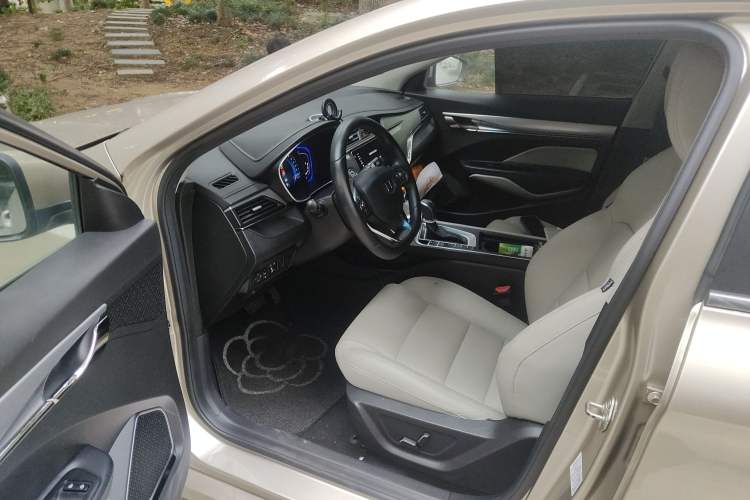 Used Geely Auto Binray 2018 14T CVT Binyi Edition