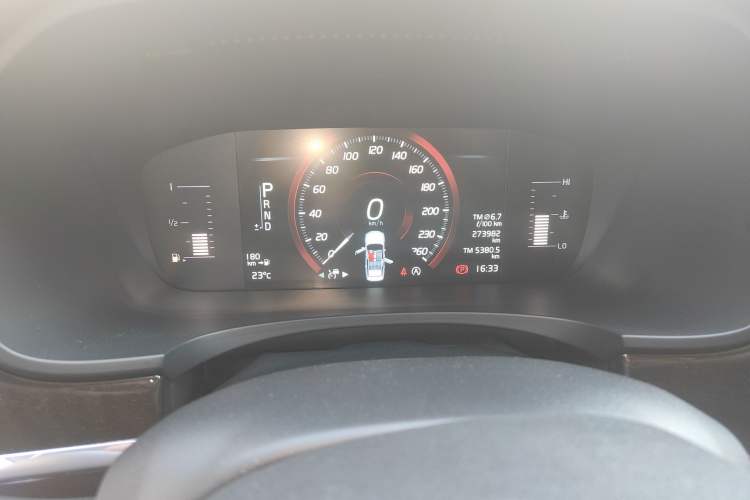 Used Volvo S90 2017 T4 Zhiyuan Edition