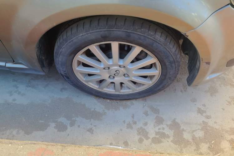 Used RELY V5 2009 1.8L Manual Luxury Model Right Front Wheel Hub