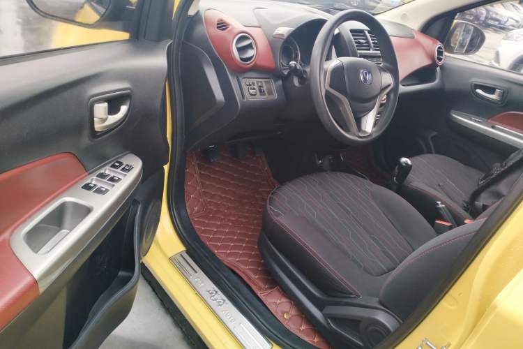 Used CHANGAN Benni 2014 1.4L Manual Luxury Model Driver Seat