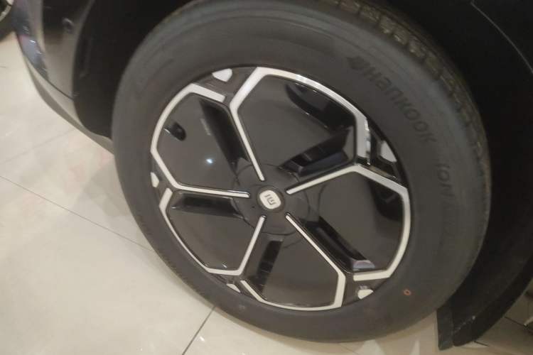 Used Xiaomi Auto YU7 2025 Ultra-Long Range Rear-Wheel Drive Version