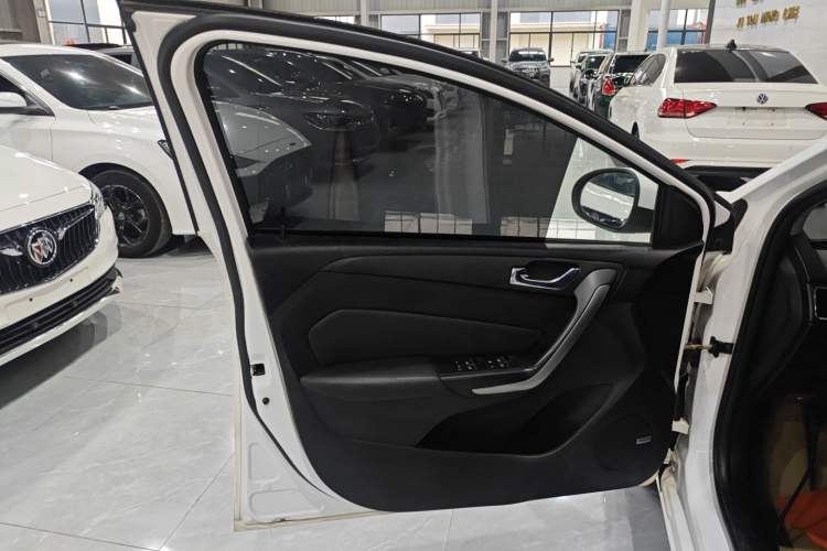 Used Chery Arrizo 5 2016 1.5L Manual Lingchao Edition