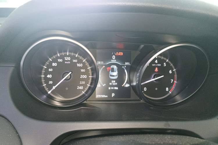 Used Land Rover Discovery Sport 2019 240 PS PURE Edition China VI Standard