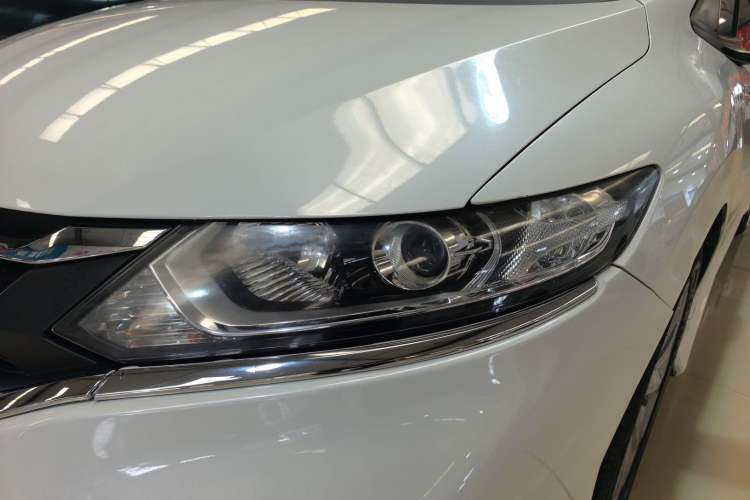 Used Honda Jade 2017 1.8L automatic Comfort version 5 seats
