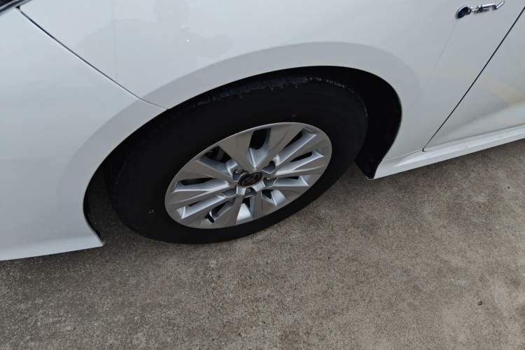 Used Toyota Corolla 2024 1.8L Smart Electric Hybrid Dual-Engine Pioneer Edition Left Front Wheel Hub