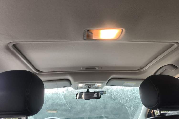 Used Nissan Sylphy 2021 Classic 1.6XL Manual Luxury Edition Headliner