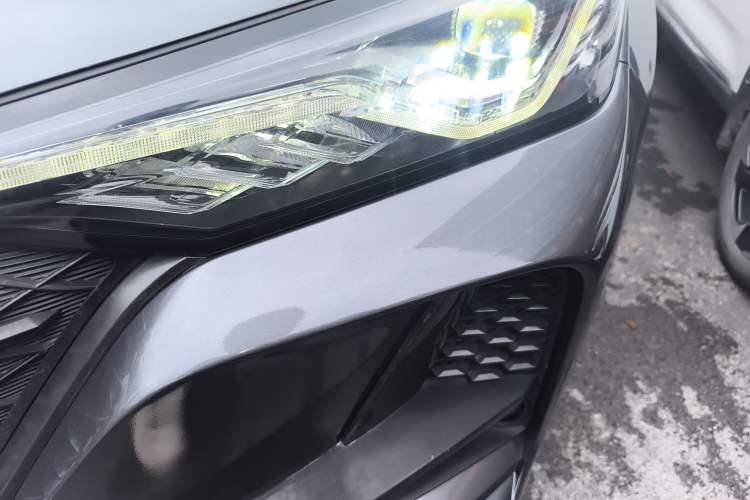 Used CHANGAN CS75 PLUS 2020 1.5T Automatic Luxury Version Left Front Headlight