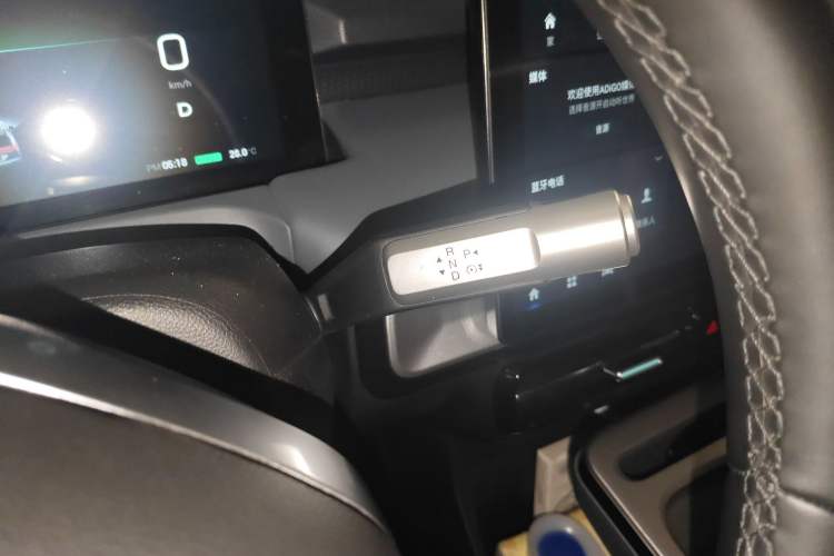 Used AION Y 2023 Plus 610 Enjoyment Edition Ternary Lithium Gear Lever