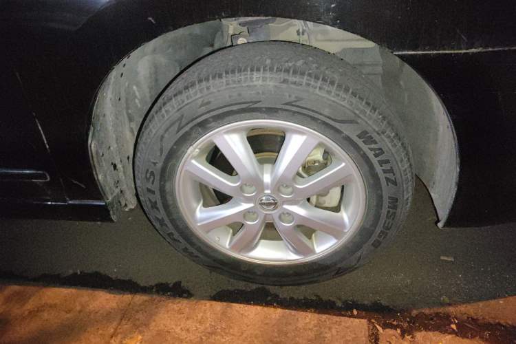 Used Nissan Sylphy 2016 Classic 1.6XE Manual Leading Edition Right Front Wheel Hub