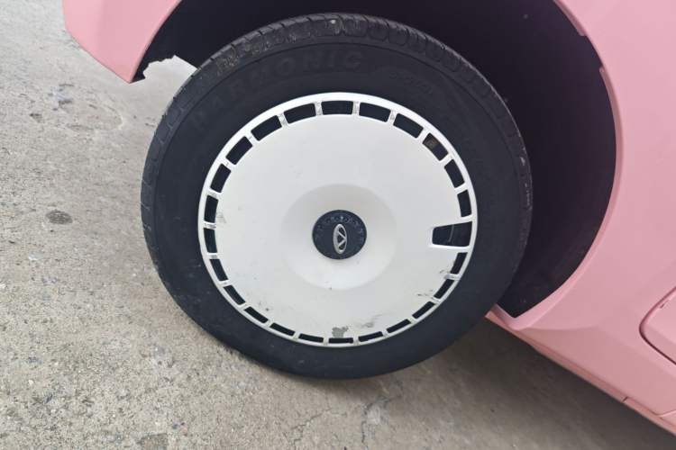 Used Chery New Energy QQ Ice Cream 2022 Taohuanxi Fragrant Peach Model
