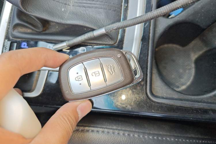 Used Hyundai Mistra 2014 1.8L Automatic Smart GLS
