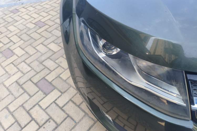 Used Land X7 2015 2.0T Panoramic Prestige Edition
