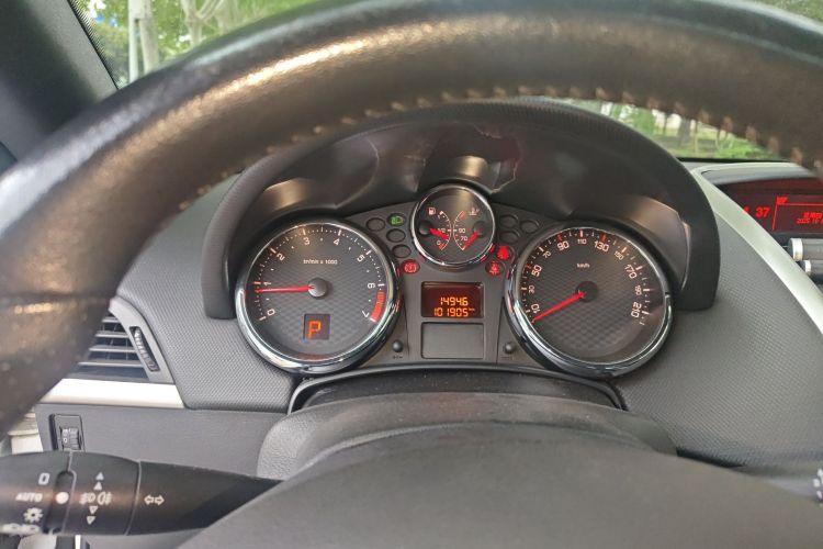 Used Peugeot 207 2013 1.6L CC Automatic Fashion Edition
