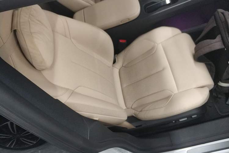 Used Nio ET5T 2024 75kWh Touring