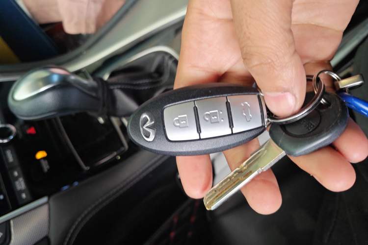 Used Infiniti Q50L 2016 2.0T Enjoyment Edition