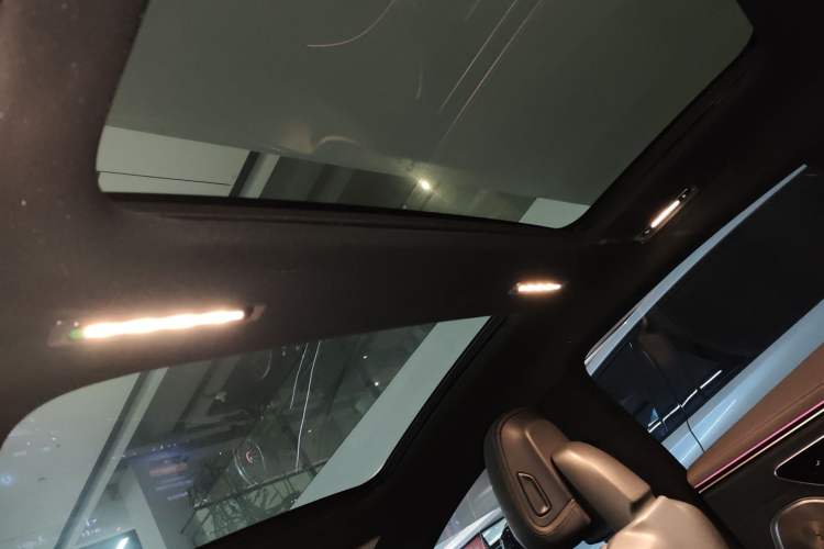 Used Mercedes-Benz EQS 2022 Updated Version 450+ Pioneer Edition Headliner