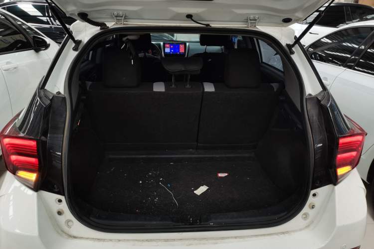 Used Toyota YARiS L Zhi Xuan 2022 X-Trail 1.5L CVT Leading PLUS Edition
