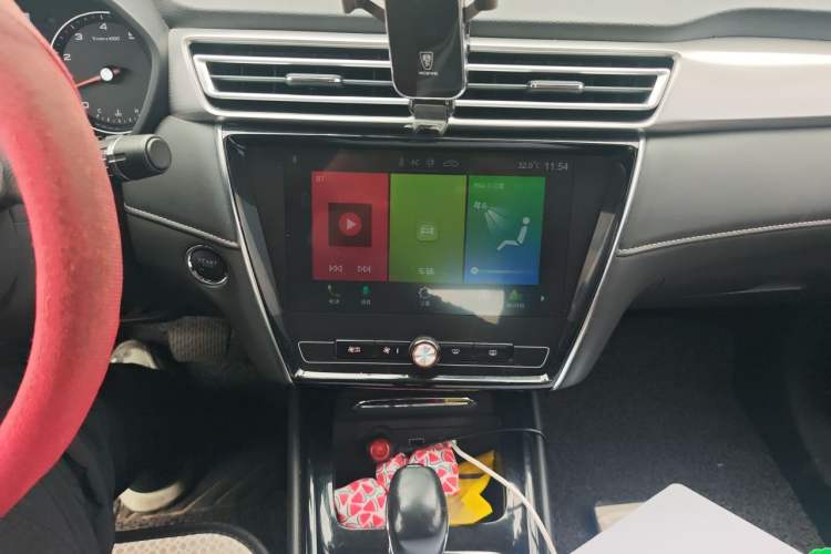Used Roewe i5 2019 1.5L Automatic 4G Connected Langhao Edition