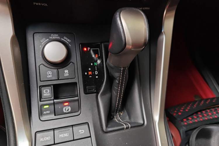 Used Lexus NX 2015 200T All-Wheel-Drive Fēngshàng Edition
